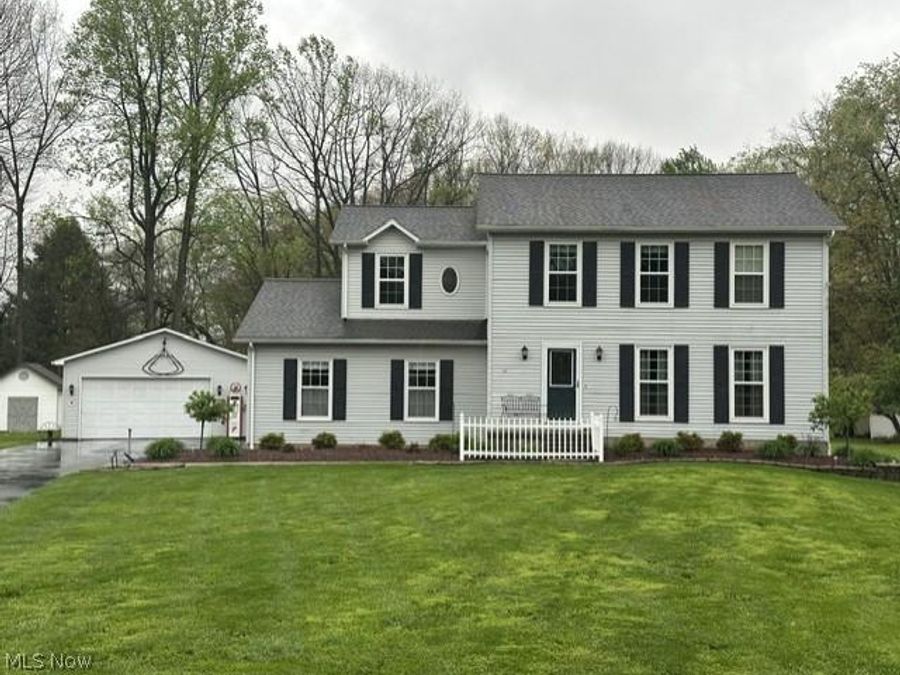 149 Mapleview Court , New Middletown, OH 44442 Photo 1