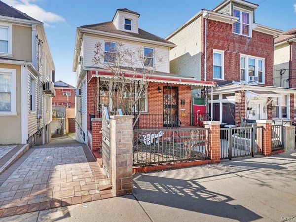 2727 Matthews Avenue , Bronx, NY 10467