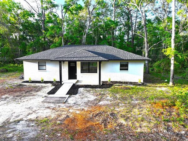 567 SCHOOL STREET , BRONSON, FL 32621