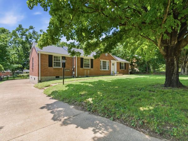521 Landon Dr , Nashville, TN 37220