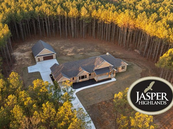 220 High Point Lane , Jasper, TN 37347