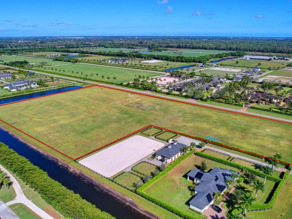 5281 Laredo Way, Wellington, FL 33449