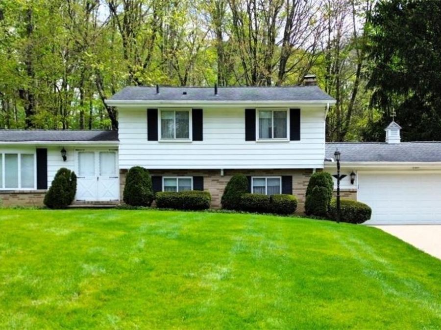 6977 Springledge Road , Sagamore Hills, OH 44067 Photo 1