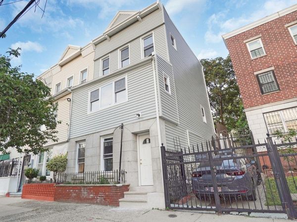2040 Washington Avenue , Bronx, NY 10457