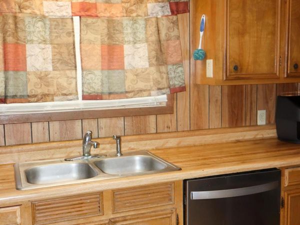 236 Polk Creek Rd., Sumrall, MS 39482