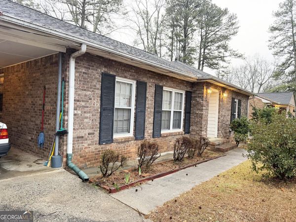 6112 Lynwood Drive, Forest Park, GA 30297