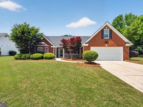 705 Annslee Court, Loganville, GA 30052