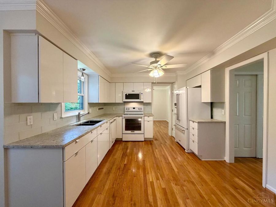 4210 Allenhurst Close Court, Sharonville, OH 45241 Photo 9