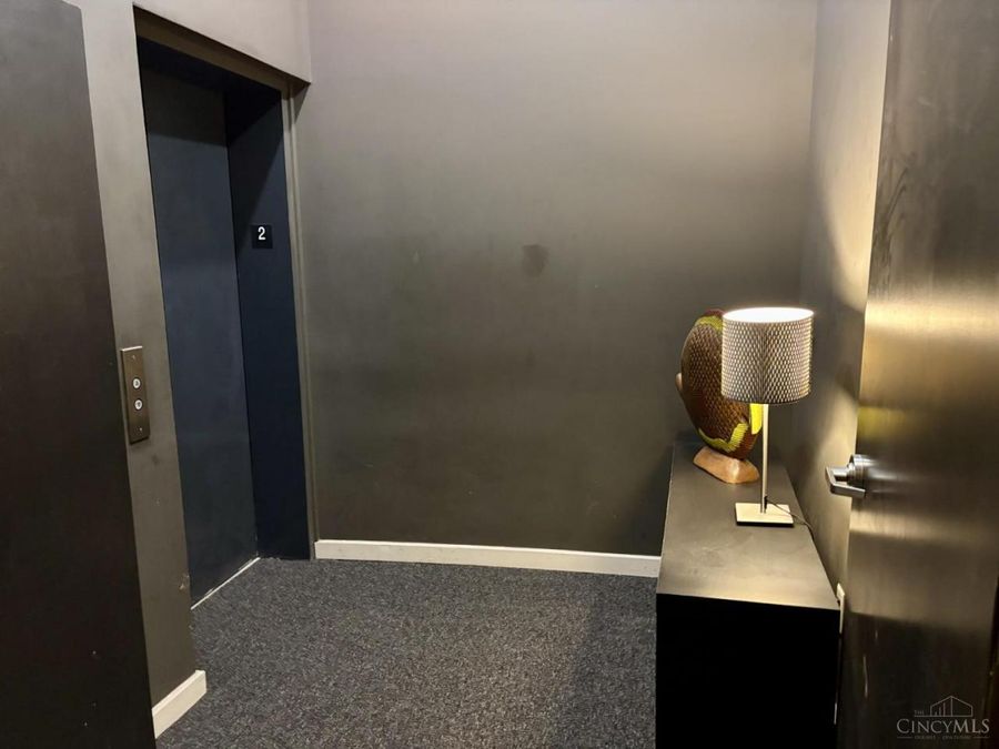 1202 Main Street, Unit 9, Cincinnati, OH 45202 Photo 17