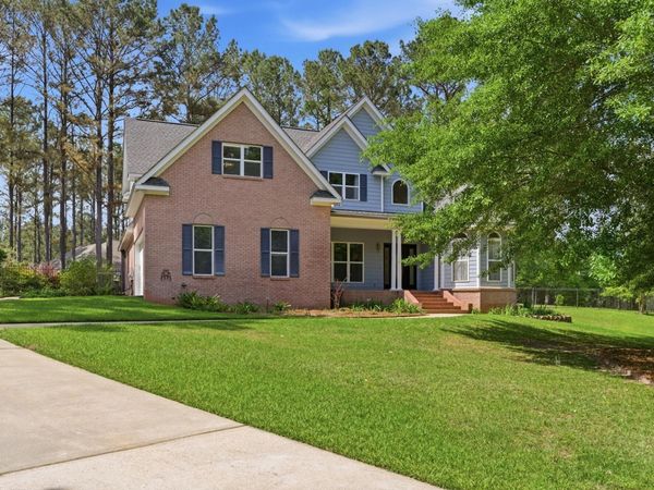166 Steep Hollow, Hattiesburg, MS 39402