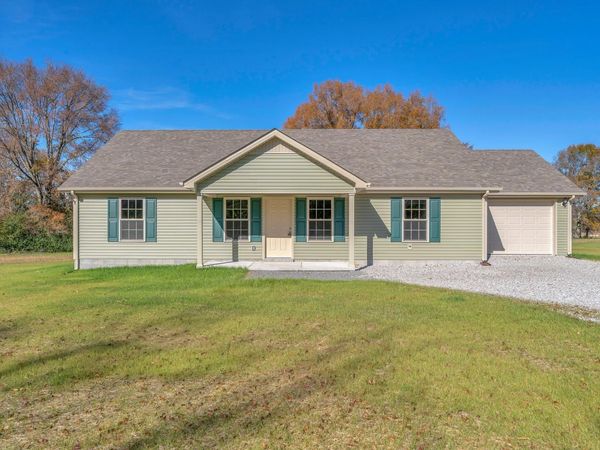 1517 Paynes Church Rd , Winchester, TN 37398