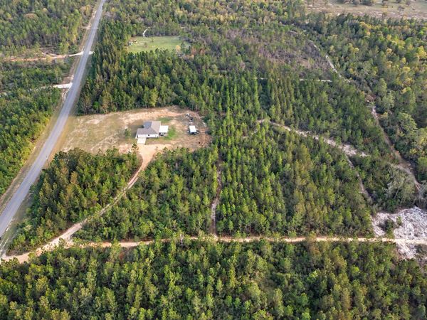 2595 Long Road, DeFuniak Springs, FL 32433