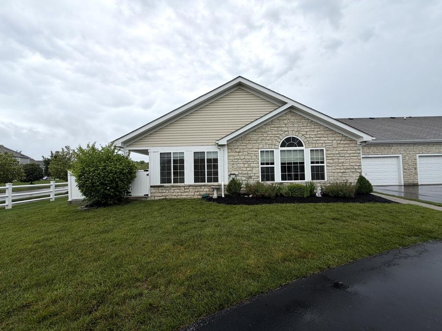 4233 Stream Bank Lane , Hilliard, OH 43026 Photo 1