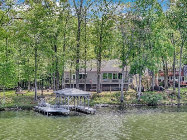 216 Meadowcliff Dr , Hot Springs, AR 71913