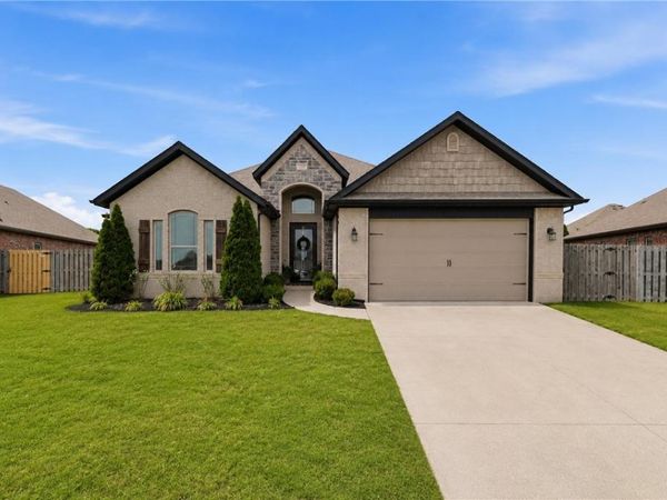 5611 W Alder Lane , Rogers, AR 72758