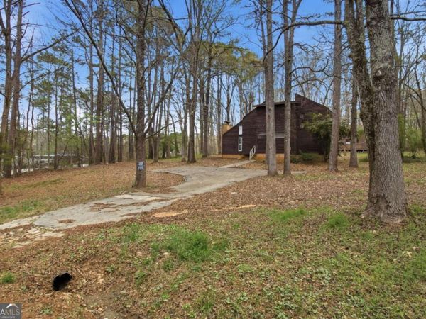 720 Twin Pines Road, Covington, GA 30014