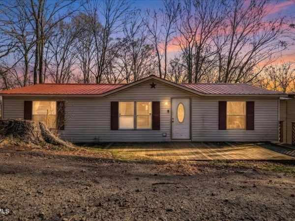 250 Horseshoe Bend Road, Rogersville, TN 37857