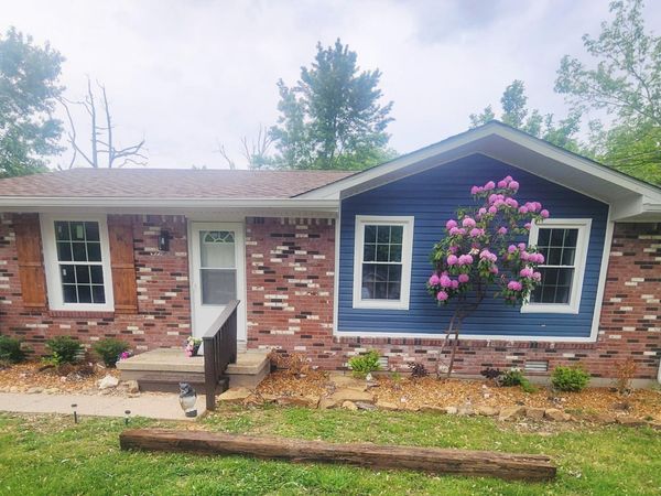 723 Hawthorne St , Hopkinsville, KY 42240