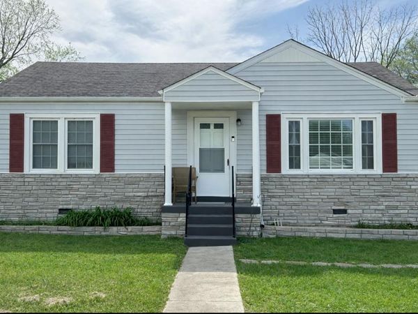 112 Anderson Dr , Tullahoma, TN 37388