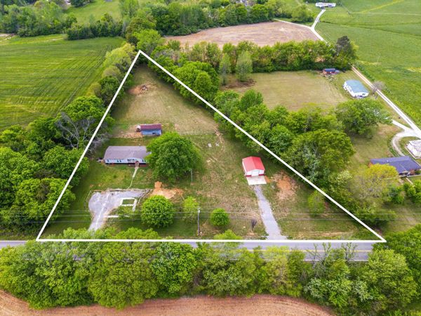 103 Flintville Rd , Flintville, TN 37335