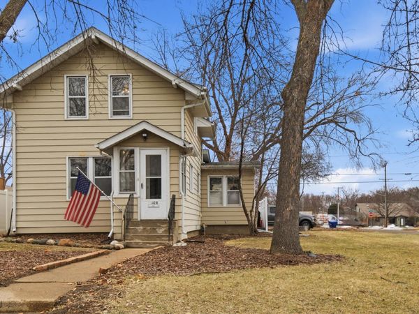 1128 8th Avenue SE, Saint Cloud, MN 56304