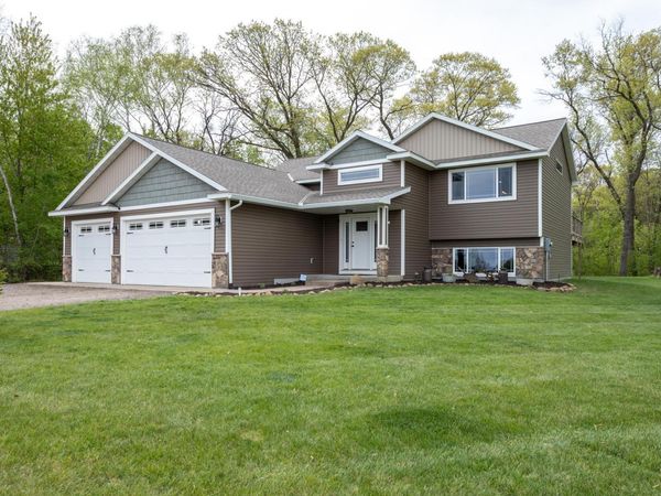 7956 325th Avenue NW, Princeton, MN 55371