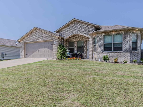 99 FORMON , Paragould, AR 72450