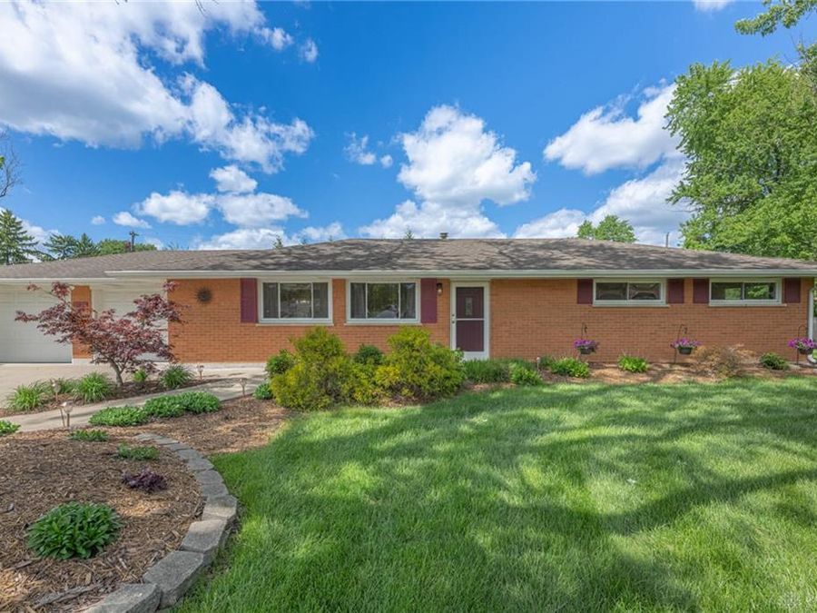 9398 Shawhan Drive, Centerville, OH 45458 Photo 1