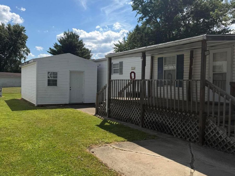 170 Villa Drive , Circleville, OH 43113 Photo 1