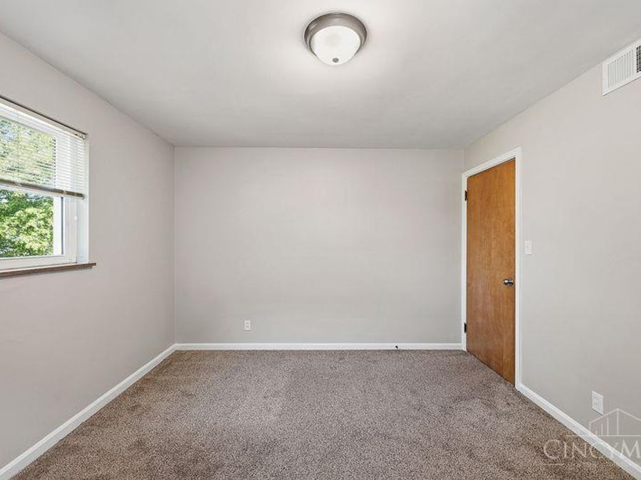 5427 Fox Road, Cincinnati, OH 45239 Photo 21