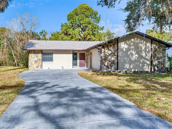 4800 S WOOD WAY , HOMOSASSA, FL 34448