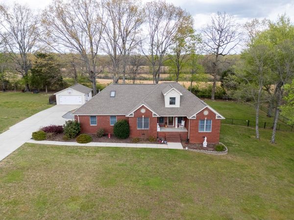 61 Eastridge Rd , Fayetteville, TN 37334