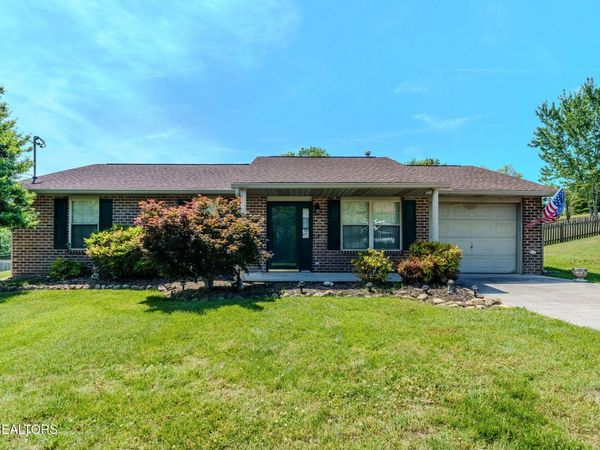 2148 Tuscany Gardens Drive , Powell, TN 37849