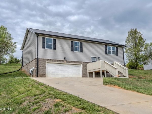 226 Ebenezer Rd , Chuckey, TN 37641