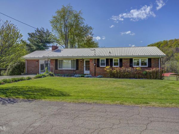 24102 Crimson Drive, Bristol, VA 24202