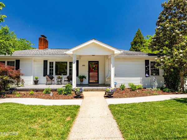 406 Chestnut St , Sweetwater, TN 37874