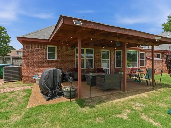 5258 VALERIE CV, Arlington, TN 38002