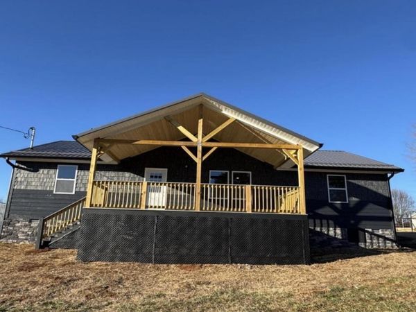 280 Hickory Street, Bean Station, TN 37708