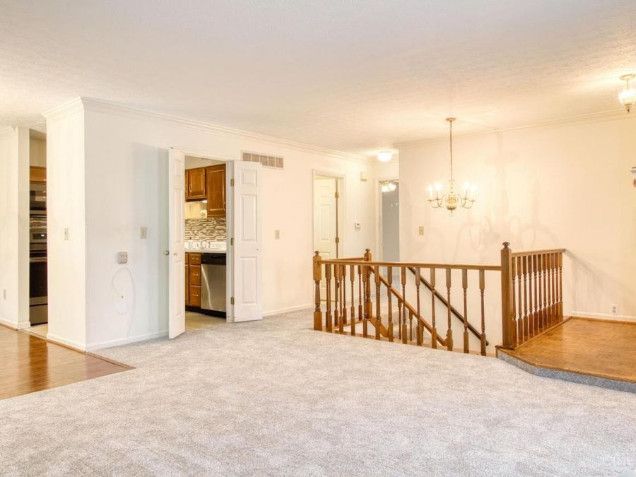 6355 Corbly Road, Unit 7, Cincinnati, OH 45230 Photo 4