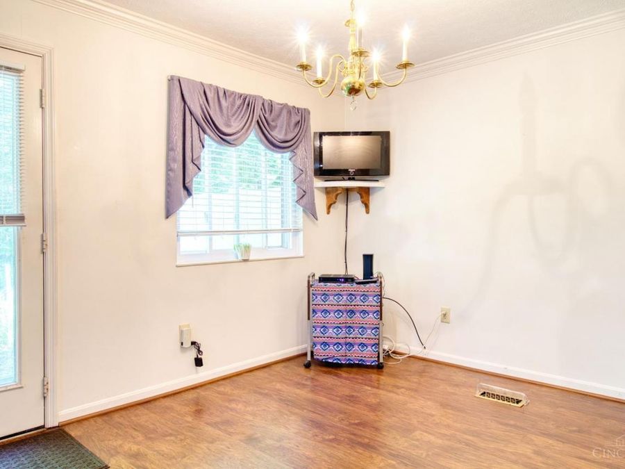 6355 Corbly Road, Unit 7, Cincinnati, OH 45230 Photo 8