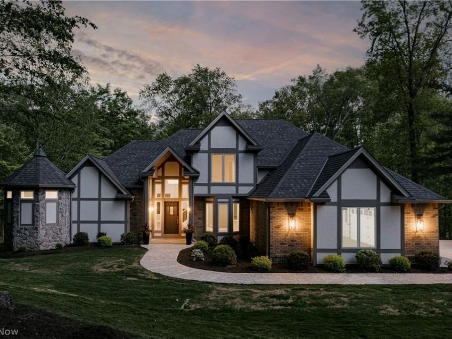 11251 Lake Forest Drive , Chesterland, OH 44026 Photo 1