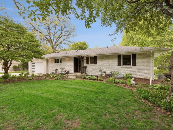 16300 Highwood Drive , Minnetonka, MN 55345