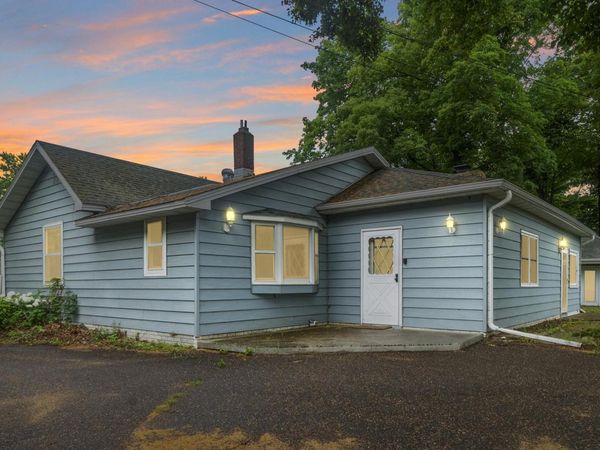 910 E Evergreen Street , Isle, MN 56342