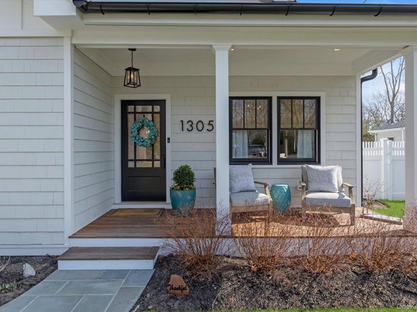 1305 Sigsbee Road , Mattituck, NY 11952