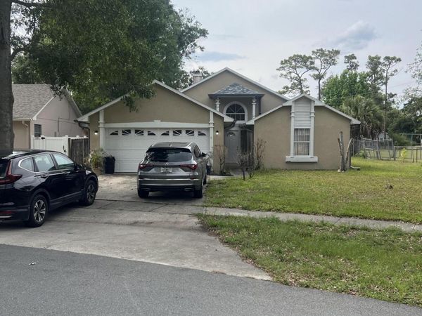 116 N Bristol Circle, Sanford, FL 32773