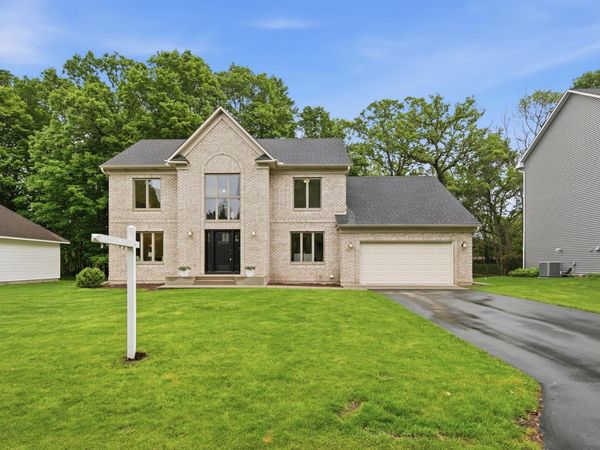2037 Boulder Road , Chanhassen, MN 55317