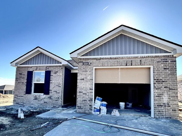 3508 Hawthorn , Paragould, AR 72450