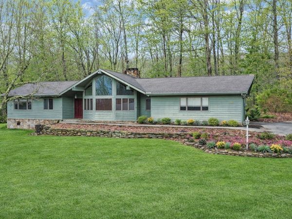 149 Sugarbush Cir , Crossville, TN 38558