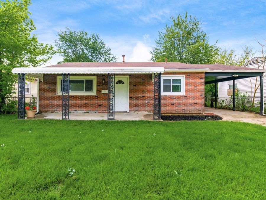 1371 Southfield Drive S, Columbus, OH 43207 Photo 1