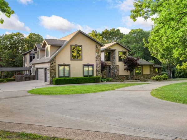 4542 Oaklawn Estates Lane , Harrison, AR 72601